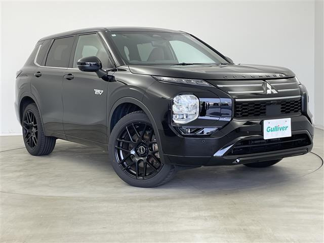 アウトランダー PHEV 2.4 P エグゼクティブ パッケージ 4WD 本革シート