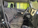 運転席シート廻りは使用感も少なく、良好な状態となっています。丁寧に使われていたことがよくわかりますね。