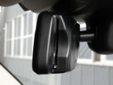 ETC2.0一体型の自動防眩機能付きバックミラー!後続車のヘッドライトの眩しさを自動で軽減してくれます!