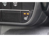 運転席に2段階の温度調整があるシートヒーターを装備。寒い朝、車に乗り込んですぐにシートヒーターをオン!温かさが広がり、冷たい朝も快適に始まります♪