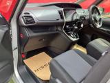 ご納車前にスタッフが入念に清掃し気持ちよく乗り出せるように致します。
