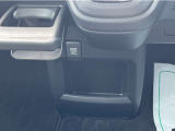納車前に当社工場にて法定12ヶ月点検を実施します!エンジンオイルなど必要な消耗部品は交換してお引渡し致します♪
