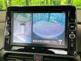 【アラウンドビューモニター】専用のカメラにより、上から見下ろしたような視点で360度クルマの周囲を確認することができます☆死角部分も確認しやすく、狭い場所での切り返しや駐車もスムーズに行えます。