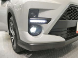 LEDフォグランプ付きです。夜間や悪天候時に視界を確保するので安心ですね♪温度が高くなりますので、雪も溶けやすいですよ♪