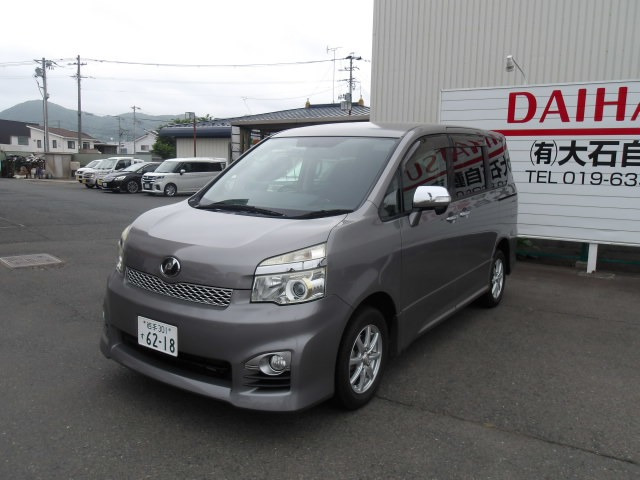 トヨタ ヴォクシー 
