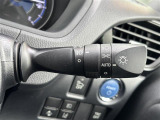 【オートライト(AUTO)】外の明るさをシステムが感知して、自動でヘッドライトが点灯します。ヘッドライトをつけ忘れを防ぐ便利機能です。