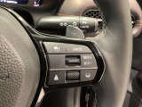【アダプティブ・クルーズ・コントロール】予め設定した車速内でクルマが自動的に加減速。 前走車との適切な車間距離を維持しながら追従走行し、高速道路でのドライバーの疲労を軽減してくれる嬉しい機能付♪