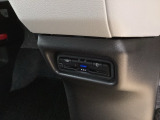 ETC付いてます。ETCが使用可能な道路通行料はキャッシュレスでスマートに走行できます。再セットアップして納車致します。