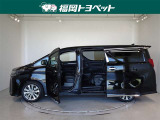 両側パワースライドドア付きだから、狭い駐車スペースなどでの 乗り降りラクラク!小さなお子さまのいるご家庭には嬉しい装備。