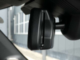 ETC2.0一体型の自動防眩機能付きバックミラー!後続車のヘッドライトの眩しさを自動で軽減してくれます!