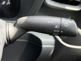 【オートライト(AUTO)】外の明るさをシステムが感知して、自動でヘッドライトが点灯します。ヘッドライトをつけ忘れを防ぐ便利機能です。