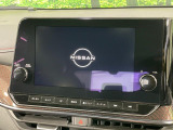 【純正9型ナビ】人気の純正ナビを装備しております。ナビの使いやすさはもちろん、オーディオ機能も充実!キャンプや旅行はもちろん、通勤や買い物など普段のドライブも楽しくなるはず♪