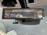 後席に荷物をタップリのせても視界を確保してくれちゃうスマート・ルームミラー♪