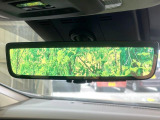 【デジタルインナーミラー】後席の大きな荷物や同乗者で後方が確認しづらい時でも安心!カメラが撮影した車両後方の映像をルームミラー内に表示。クリアな視界で状況の確認が可能です!