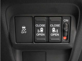 ◆両側電動スライドドア◆狭い駐車場でも乗り降りが楽々♪お子様が隣の車にドアを当ててしまう心配もございません!小さなお子様連れの方もこれで安心。
