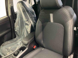 フロントシートです。ゆったり運転ができます。長距離ドライブもラクラク♪♪