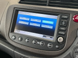 音楽ソースは、CD/DVD/SD/USB/サウンドコンテナ/TV/Bluetoothに対応しております、CDの自動録音機能やスマホ連携で快適ドライブが可能です