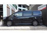 【トヨタ認定中古車】まるごとクリ-ニング(見えない所まで徹底洗浄)、車両検査証明書(車の状態を徹底検査)、ロングラン保証(買ってからも安心!)、3つの安心をセットにしたトヨタ販売店の中古車ブランドです