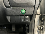 【VSA】車の横滑りを制御し、『走る・曲がる・止まる』の全領域で車の安全性を確保するシステムです!その他、安全装備もバッチリです!