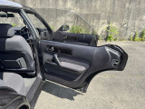 運転席側リアドアトリム☆