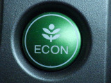★ECONスイッチ★ スイッチをONにすると、エンジンやエアコンなどクルマ全体の動きを低燃費モードに!燃費をよくするようクルマが頑張ります☆