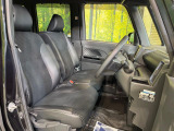 運転席シート廻りは使用感も少なく、良好な状態となっています。丁寧に使われていたことがよくわかりますね。