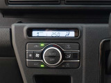 オートエアコンを装備しております!自動で調整してくれますので、車内も快適です☆