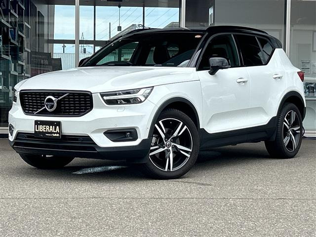 XC40 4WD サンルーフ