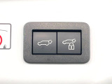 【パワーバックドア】スマートキーや運転席のボタンを押すだけでリアゲートが自動で開閉します!荷物を持っている時や、高い位置にあるバックドアを閉める際に便利な機能です♪