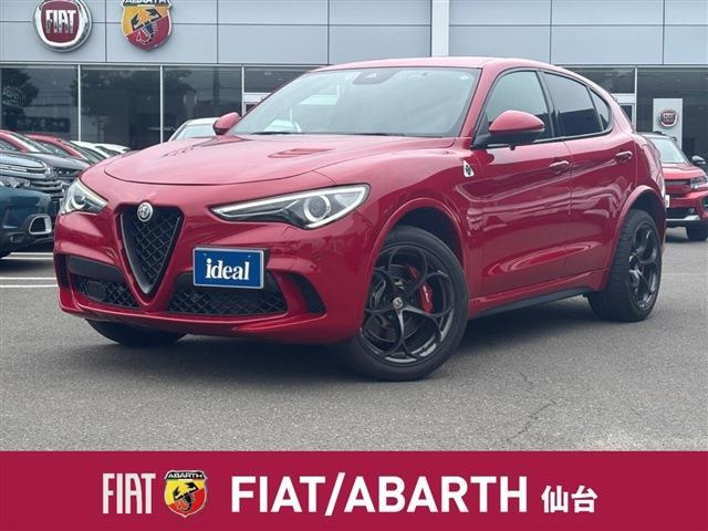 ステルヴィオ 2.9 V6 ビターボ クアドリフォリオ 4WD 