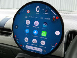 Apple CarPlayやAndroid Autoなど様々なアプリケーションがインストールされています!