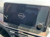 【純正ナビ】人気の純正ナビを装備。オーディオ機能も充実しており、Bluetooth接続すればお持ちのスマホやMP3プレイヤーの音楽を再生可能!毎日の運転がさらに楽しくなります!!