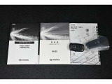 キーを取り出さずにドアを施錠&解錠。クルマの始動も可能です。
