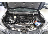 エンジンルームもクリーニング済みです 水平対向エンジン。SUBARUが理想のパワーユニットとして長年にわたり磨き続けているBOXERエンジン。軽量コンパクトで低重心