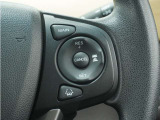 ◆アダプティブクルーズコントロール◆予め設定した車速内でクルマが自動的に加減速。前走車との適切な車間距離を維持しながら追従走行します。【LKAS】車線維持支援システムでステアリング操作を支援。