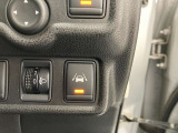 車線逸脱防止システムも搭載しております!