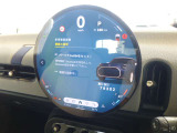 MINI自動車保険も取り扱っております。MINI自動車保険にご加入いただくと、万一のトラブルを24時間365日サポートするエマージェンシー・サービスの 【プレミアム】 をご利用いただけます。