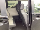 展示車になる工程で室内クリーニングをさせて頂き皆様に安心して触っていただけるよう展示させて頂いております。内外装で気になる点など御座いましたら詳細を写真などでご案内できますのでご遠慮なくお尋ね下さい。