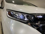LEDヘッドライトで夜道も安心!