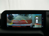 バックガイドモニターで、後方を確認しながら安心して駐車することができます。運転初心者も熟練者も必須の機能ですよ!