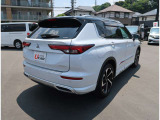 アウトランダー PHEV 2.4 P 4WD 
