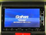 【純正ナビ】人気の純正ナビを装備しております。ナビの使いやすさはもちろん、オーディオ機能も充実!キャンプや旅行はもちろん、通勤や買い物など普段のドライブも楽しくなるはず♪