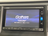 【純正ナビ】人気の純正ナビを装備しております。ナビの使いやすさはもちろん、オーディオ機能も充実!キャンプや旅行はもちろん、通勤や買い物など普段のドライブも楽しくなるはず♪