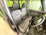 運転席シート廻りは使用感も少なく、良好な状態となっています。丁寧に使われていたことがよくわかりますね。