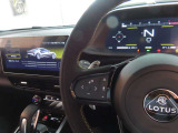 トラックモード:エンジン性能を最大限に発揮させるモードで、サーキット走行におススメです!任意でESCをカットすることも可能です!