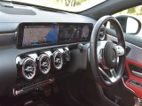 ◆LIBERALAは、輸入車選びの新たなスタイルを提案するインポート・セレクト・ブランドです。オーナー様となる方がクルマから直接感じる感性を第一にした、最良の一台との出会いをコーディネートいたします。