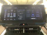 ディスプレイオーディオを装備。スマホとクルマをつなぐことでいろんなサービスが楽しめます。