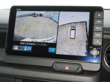 運転をしやすくする多彩な視界を手に入れるシステム。「見通しの悪い交差点での発進」「料金所などへの幅寄せ」「バック駐車」「縦列駐車」といった、多くの人が苦手意識を持ちやすいシーンで効果を発揮します。