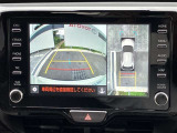 【全周囲モニター】フロント+サイド+バックにカメラが装着されています。車庫入れが苦手な方もこれがあれば安心ですね。