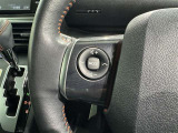 ステアリングスイッチ装備!運転しながら手元でオーディオの操作などができます。